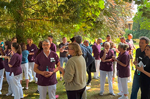Messestand und besucher Stuzibi Vorschaubild
