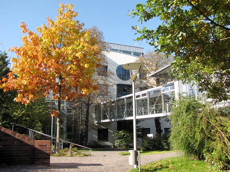 Neubau - Park - MVZ - Herbstimpression 