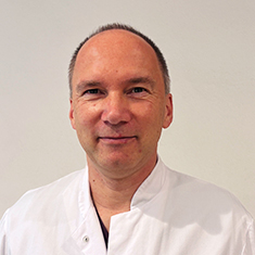 Chefarzt Prof. Dr. med. Dirk Uhlmann
