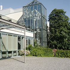 Geburtshilfe MedSchwerpunkte Eingang Neubau 235x235